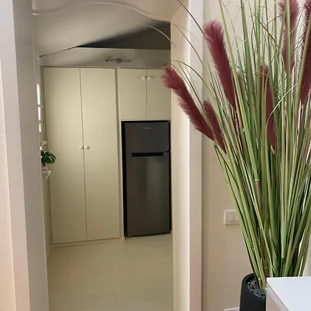Maison Del Ducato Cavour 37 Apartman