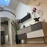 Maison Del Ducato Cavour 37 Apartment *