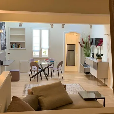 Lejlighed Maison Del Ducato Cavour 37 Parma