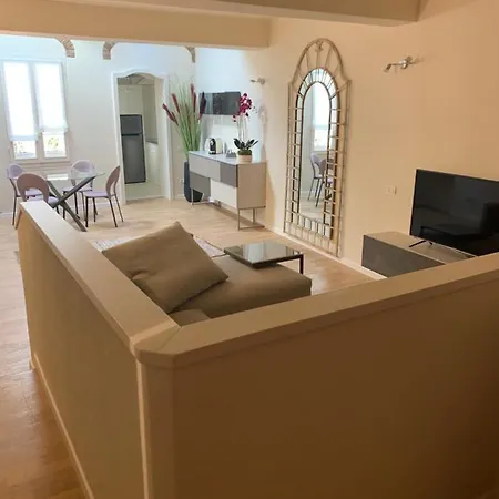 Apartmán Maison Del Ducato Cavour 37